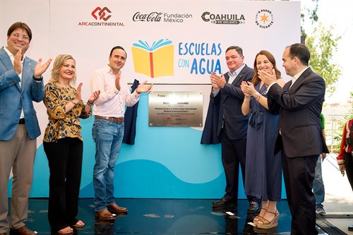 Escuela Con Agua 100